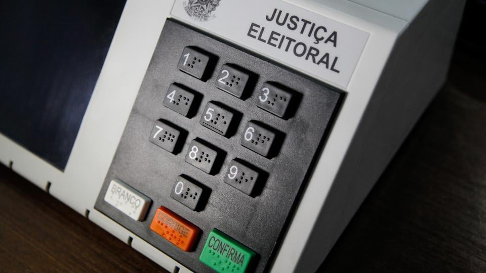 Urna Eletrônica Como funciona? É segura?
